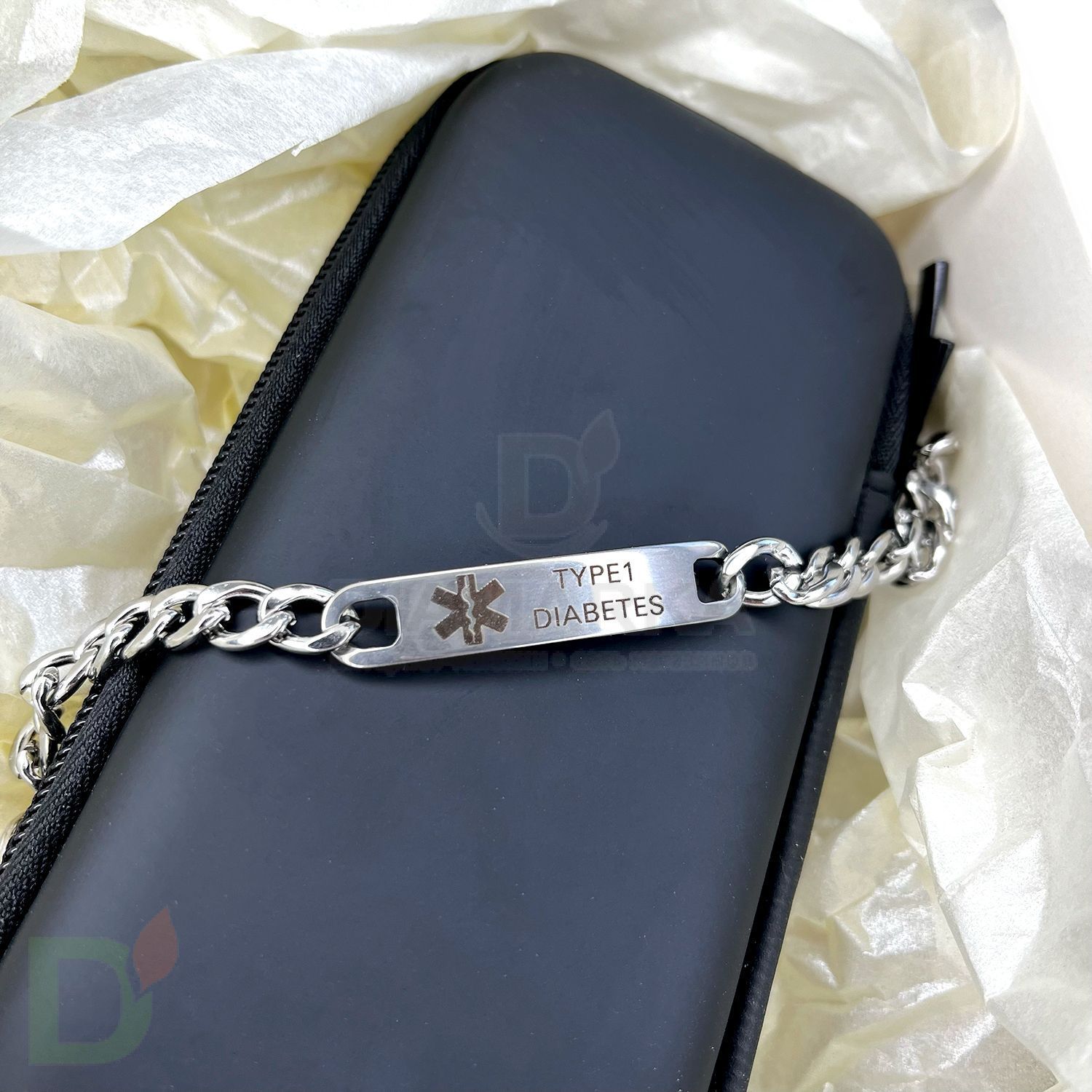 Набор подарочный универсальный: пенал для шприц-ручки и браслет-цепочка Диабет 1 типа