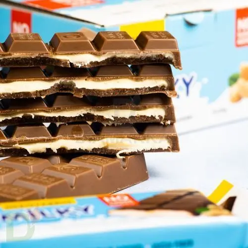 Шоколад Snaq Fabriq Milky без сахара с молочно-ореховой начинкой 55гр