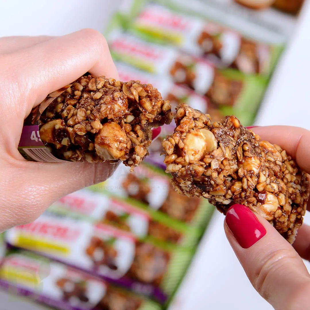 Батончик мюсли BOMBBAR шоколад-фундук 45 гр. в интернет-магазине